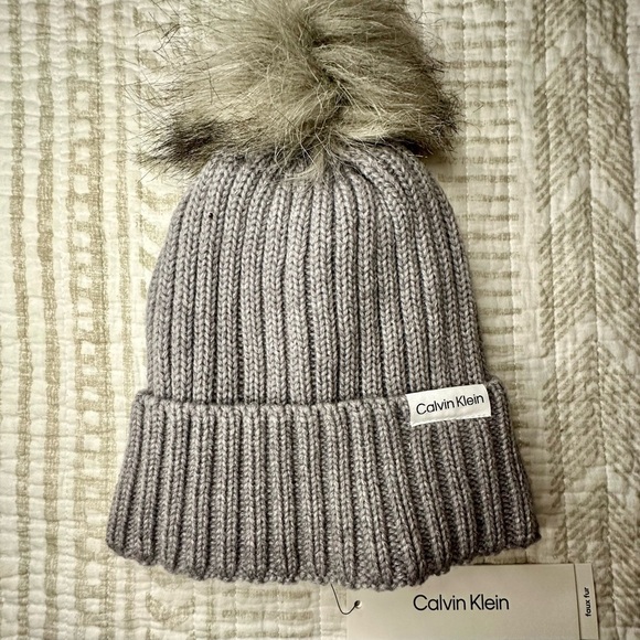 Calvin Klein faux fur pom-pom rib knit beanie hat